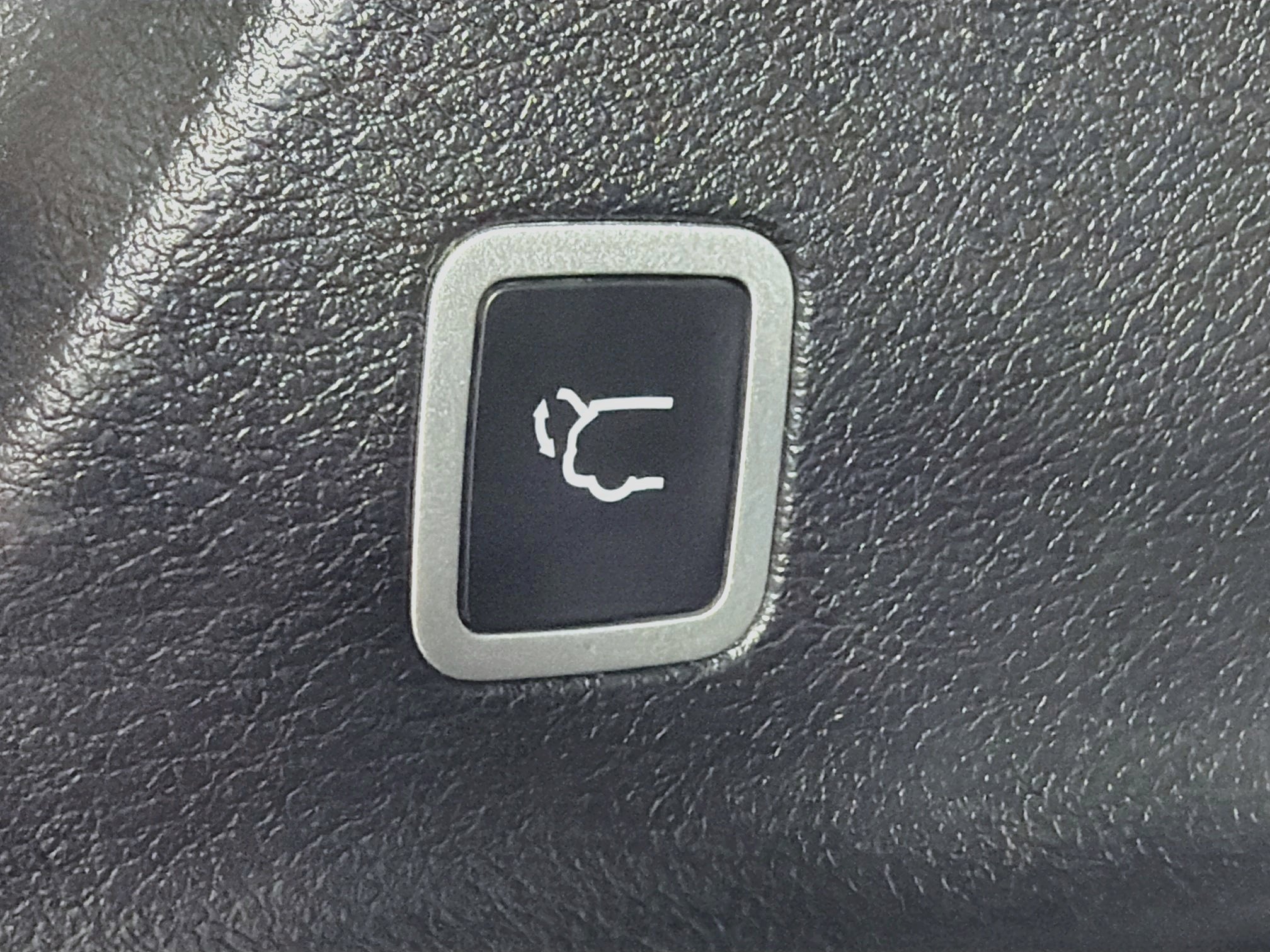 Used 2025 Chrysler Pacifica Select FWD image 31