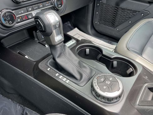 Certified 2025 Ford Bronco Outer Banks AWD/4WD image 29