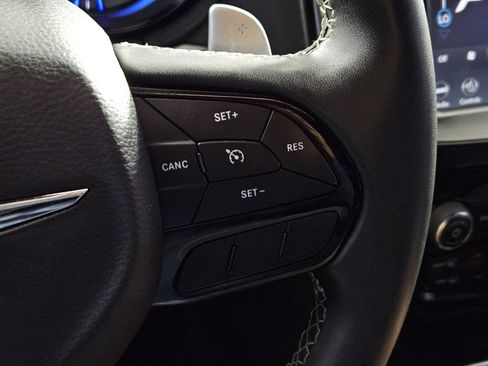 Used 2023 Chrysler 300 S RWD image 18