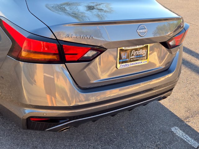 Used 2024 Nissan Altima 2.5 SV w/ SV Premium Package FWD image 5