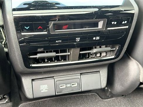 Used 2023 Acura MDX A-Spec image 27