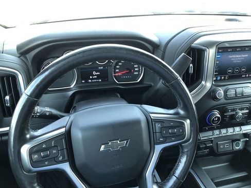 Used 2021 Chevrolet Silverado 1500 LT Trail Boss w/ Bed Protection Package AWD/4WD image 23