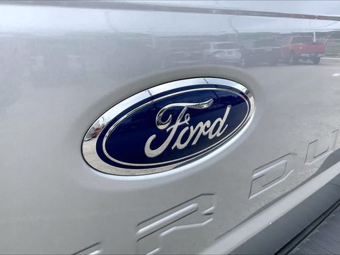 Used 2024 Ford F250 Lariat w/ FX4 Off-Road Package AWD/4WD image 10