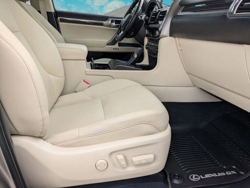Certified 2023 Lexus GX 460 Premium AWD/4WD image 22