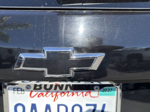 Used 2022 Chevrolet Equinox LT w/ LPO, Cargo Package FWD image 40