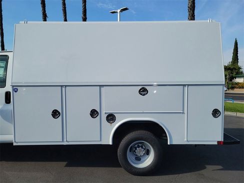 New 2025 Chevrolet Express 3500 Work Van w/ Power Convenience Package image 21