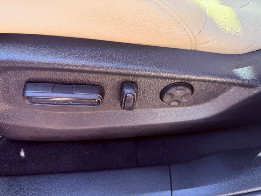 Used 2017 Honda CR-V Touring image 19