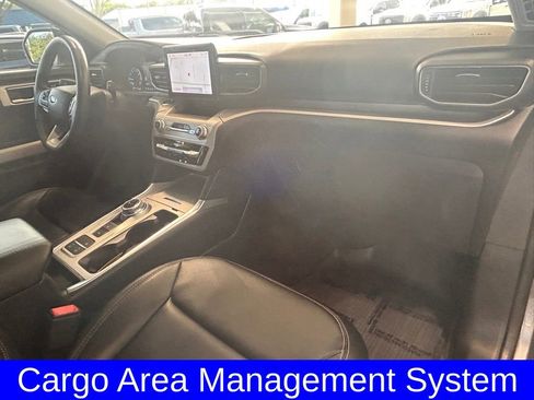 Used 2022 Ford Explorer XLT w/ Equipment Group 202A image 23