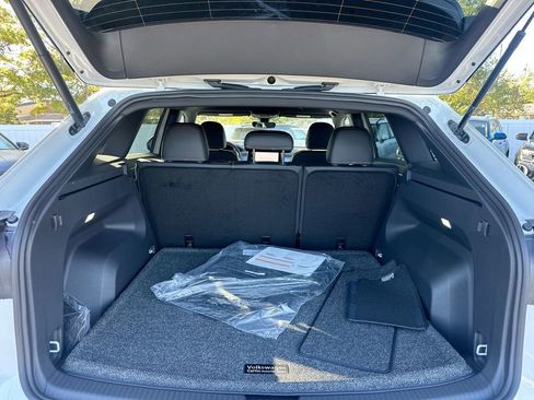 New 2026 Volkswagen Atlas Cross Sport SE image 45