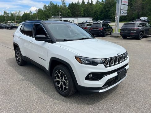 New 2026 Jeep Compass Limited AWD/4WD image 3
