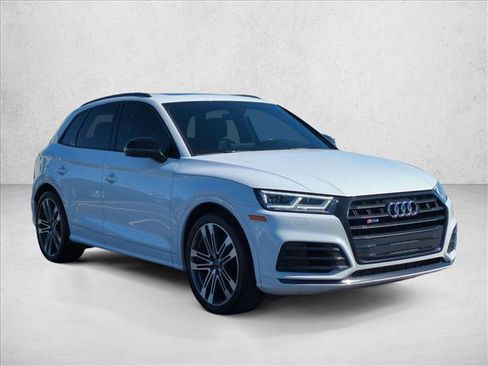 Used 2020 Audi SQ5 Premium Plus w/ Premium Plus Package AWD/4WD image 3