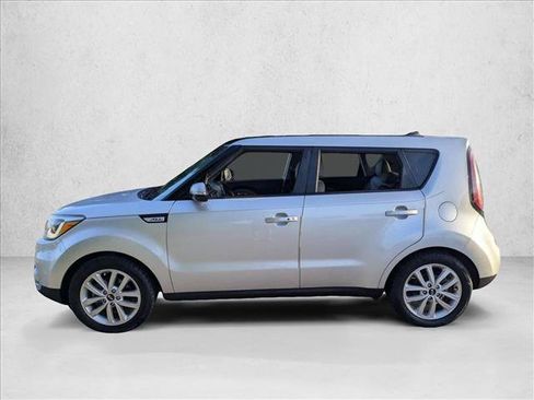 Used 2018 Kia Soul + w/ + Primo LIT Package FWD image 7
