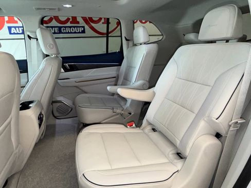 New 2026 Buick Enclave Avenir w/ Super Cruise Package image 24