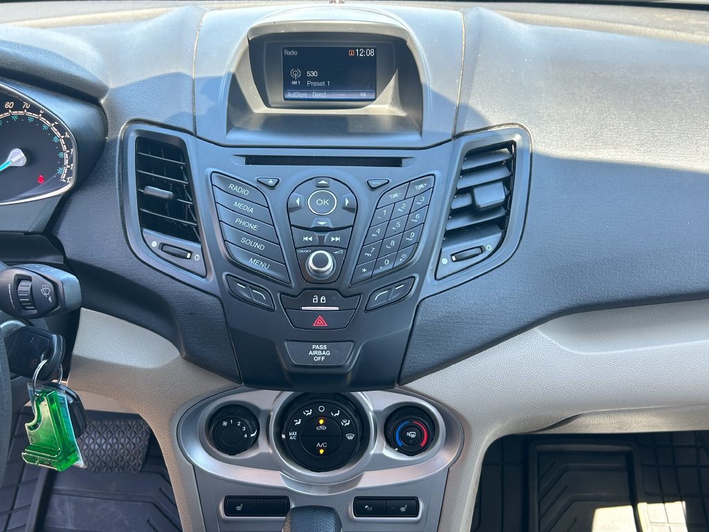 Used 2019 Ford Fiesta SE FWD image 13
