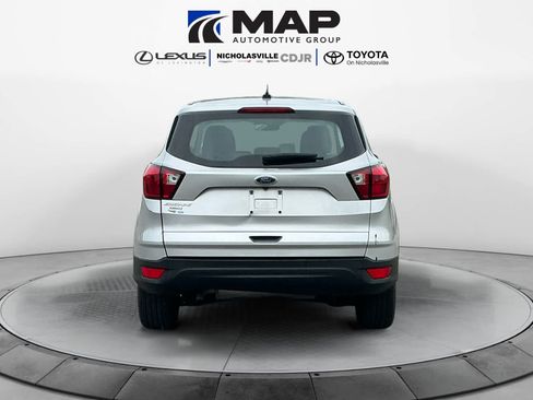 Used 2019 Ford Escape S FWD image 4