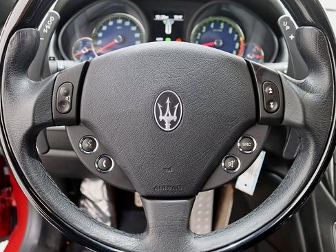 Used 2014 Maserati GranTurismo Sport image 16