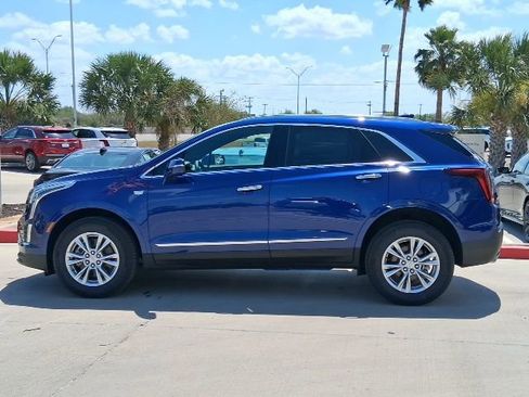 New 2026 Cadillac XT5 Luxury image 3