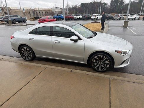 Used 2023 Mercedes-Benz CLA 250 4MATIC w/ Premium Package image 23