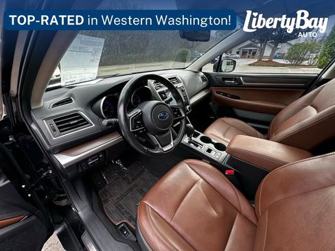 Used 2018 Subaru Outback 2.5i Touring image 14