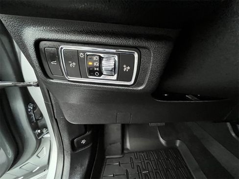 Certified 2022 Lincoln Corsair Reserve w/ Equipment Group 201A image 17