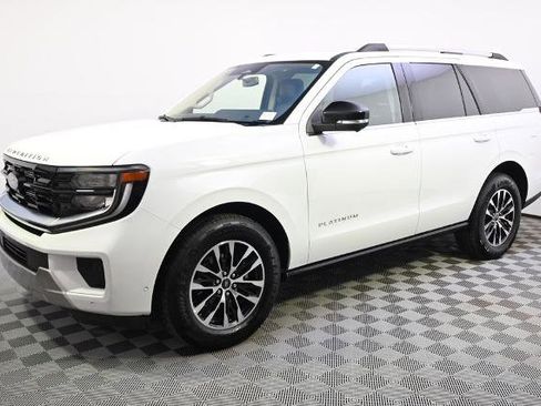 Certified 2025 Ford Expedition Platinum image 2