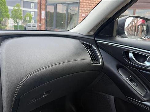 Used 2018 INFINITI Q50 Pure AWD/4WD image 34