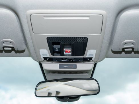 Used 2024 Honda Accord EX image 26