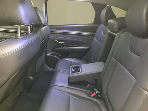 Used 2022 Hyundai Tucson Limited AWD/4WD image 18