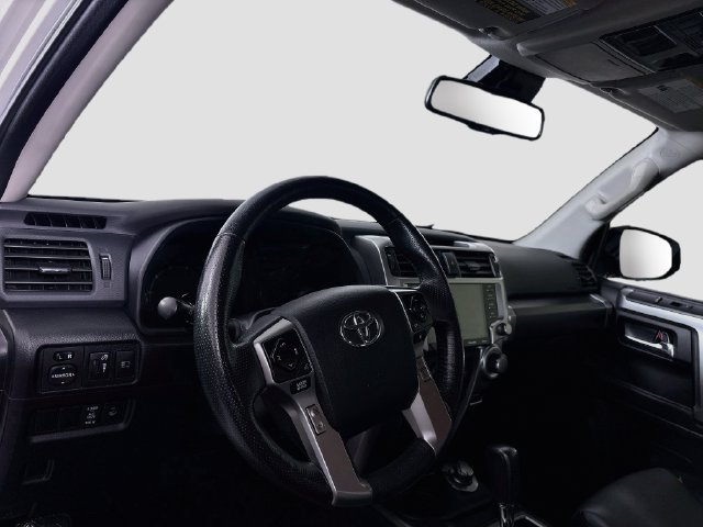Used 2023 Toyota 4Runner SR5 Premium AWD/4WD image 9