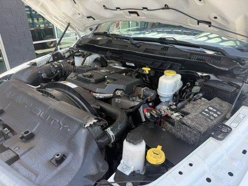 Used 2018 RAM 5500 Tradesman w/ Power Accessory Group AWD/4WD image 19