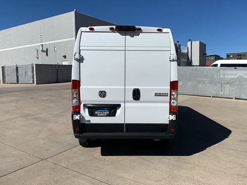 Used 2023 RAM ProMaster 2500 image 4