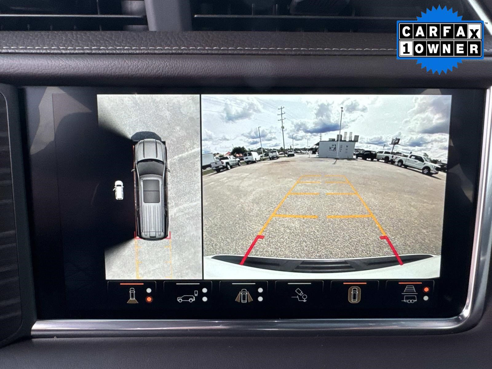 Used 2024 GMC Yukon Denali w/ Advanced Technology Package RWD image 32