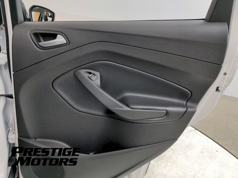 Used 2019 Ford Escape SEL AWD/4WD image 30