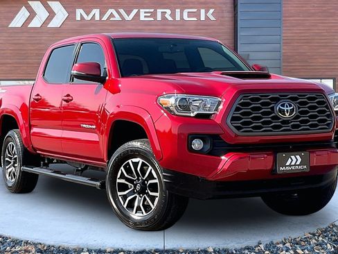 Used 2021 Toyota Tacoma SR5 RWD image 1