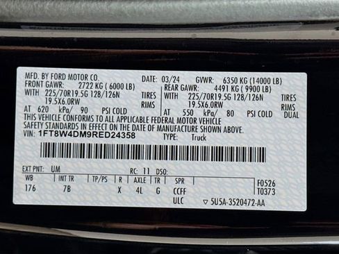 Used 2024 Ford F450 Platinum w/ FX4 Off-Road Package image 34