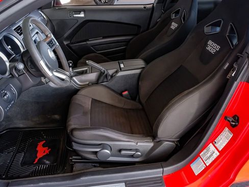 Used 2012 Ford Mustang Boss 302 w/ Boss 302 Accessory Pkg image 25