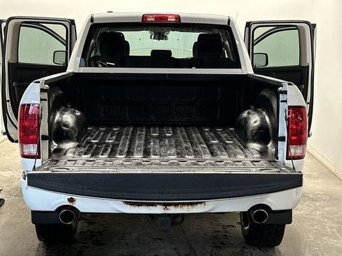 Used 2017 RAM 1500 Express image 21