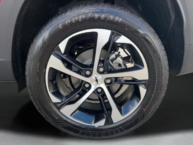 New 2026 Chevrolet Trax RS FWD image 35
