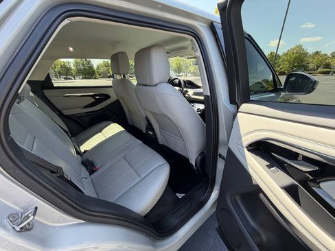 Used 2020 Land Rover Range Rover Evoque SE AWD/4WD image 14