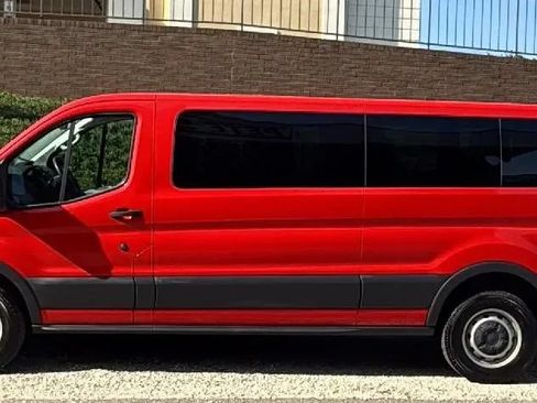 Used 2018 Ford Transit 350 XL RWD image 2