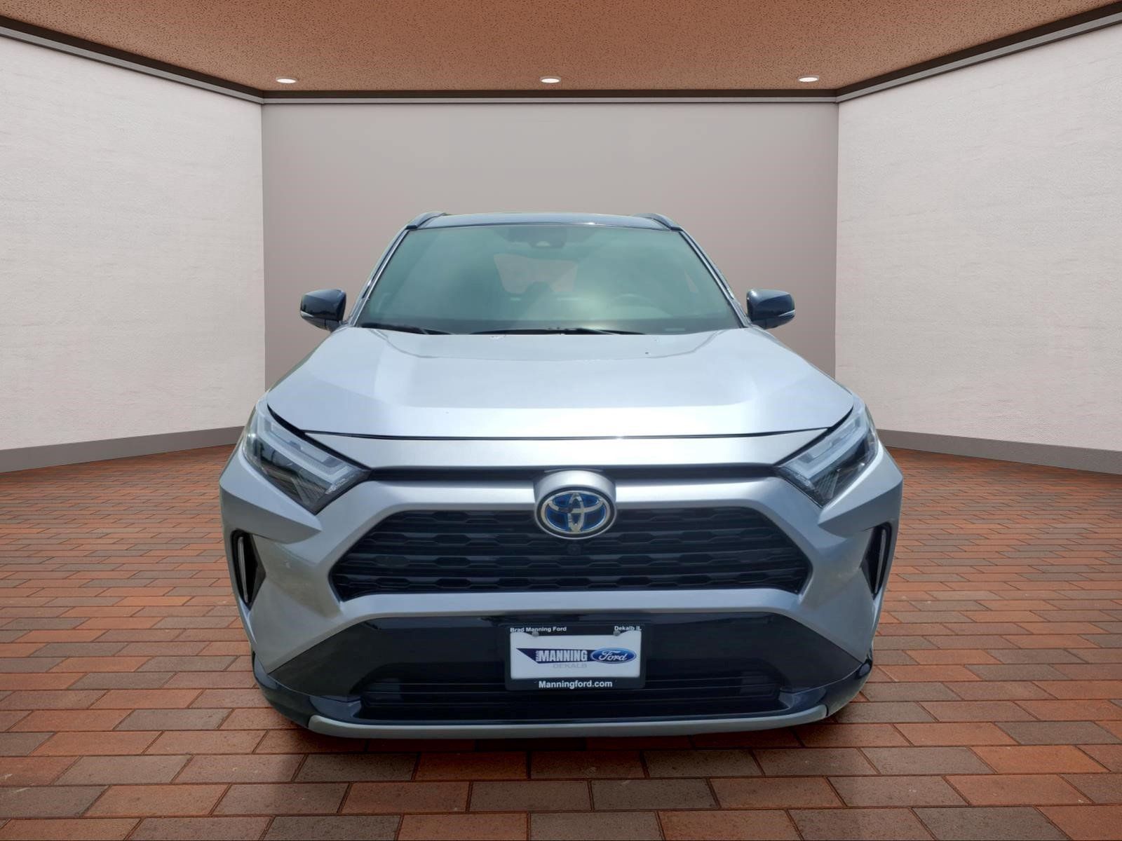 Used 2024 Toyota RAV4 XSE w/ Advanced Technology Package AWD/4WD image 3