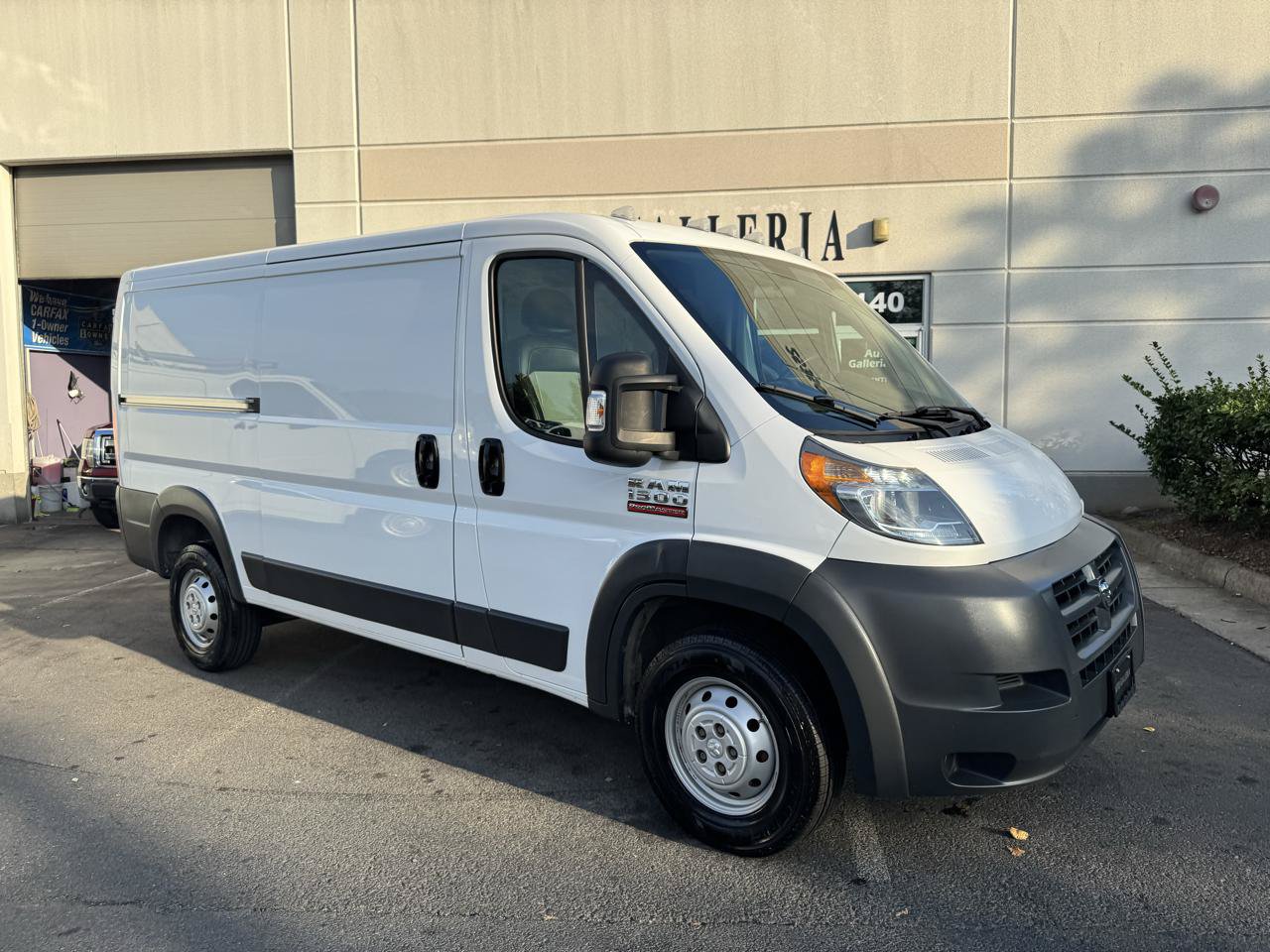 Used 2017 RAM ProMaster 1500 FWD image 3