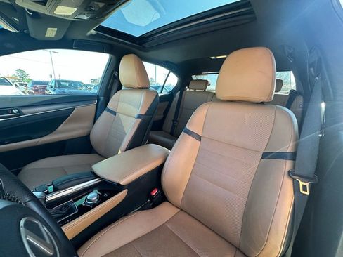 Used 2018 Lexus GS 350 image 10