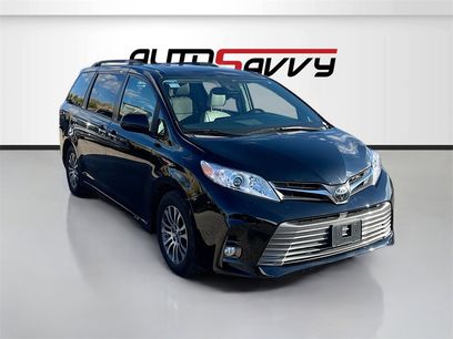 Used 2018 Toyota Sienna XLE Premium