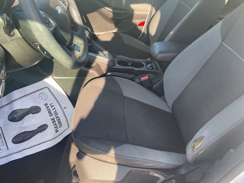 Used 2014 Ford Focus SE image 11