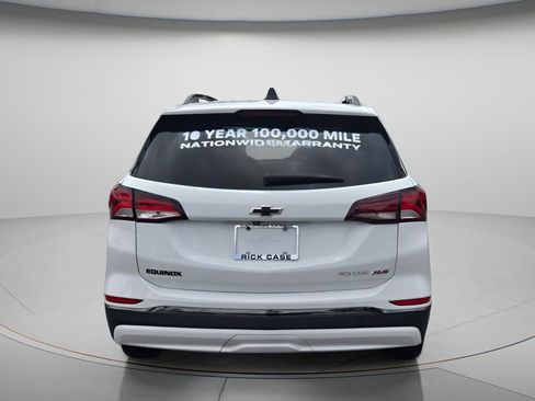 Used 2022 Chevrolet Equinox RS w/ RS Leather Package image 6