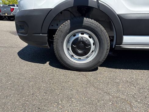 New 2025 Ford Transit 250 148 Medium Roof w/ Load Area Protection Package image 31