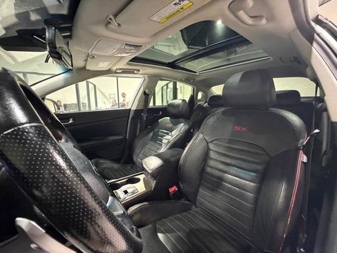 Used 2020 Kia Optima SX FWD image 17