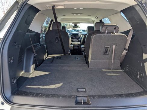 Used 2020 Chevrolet Traverse RS w/ LPO, Cargo Package image 27