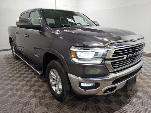 Used 2022 RAM 1500 Laramie AWD/4WD image 4